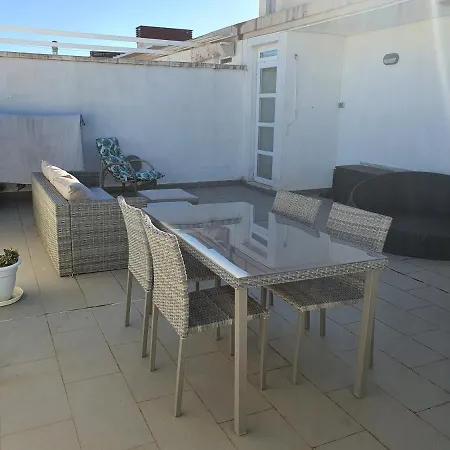 Nova Almenareta Apartment